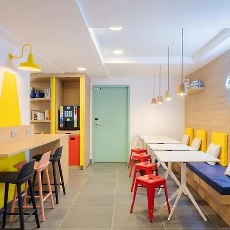 Hosho Paris Sud - Porte D'italie Hostel *